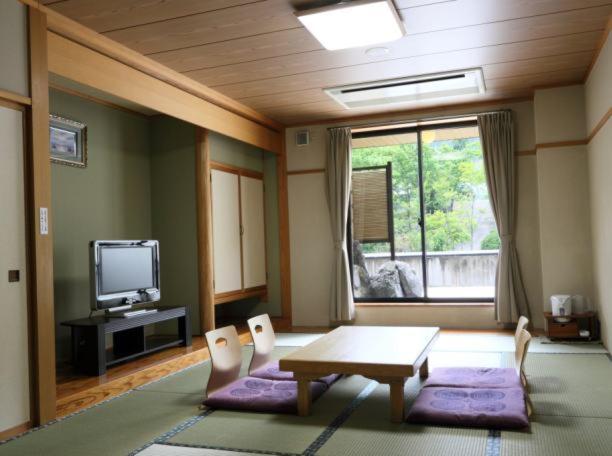 Ishiuchi Yung Parunas Minamiuonuma Exterior foto